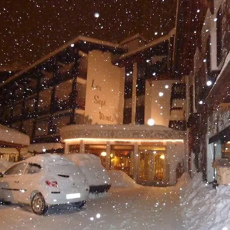 Aparthotel Chalet Les 7 Monts *